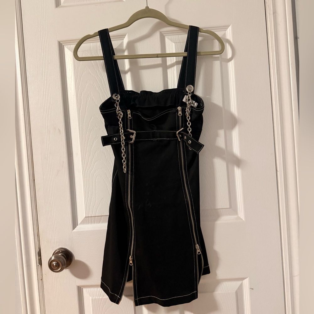 Black bodycon Mini Dress with adjustable Chain Details